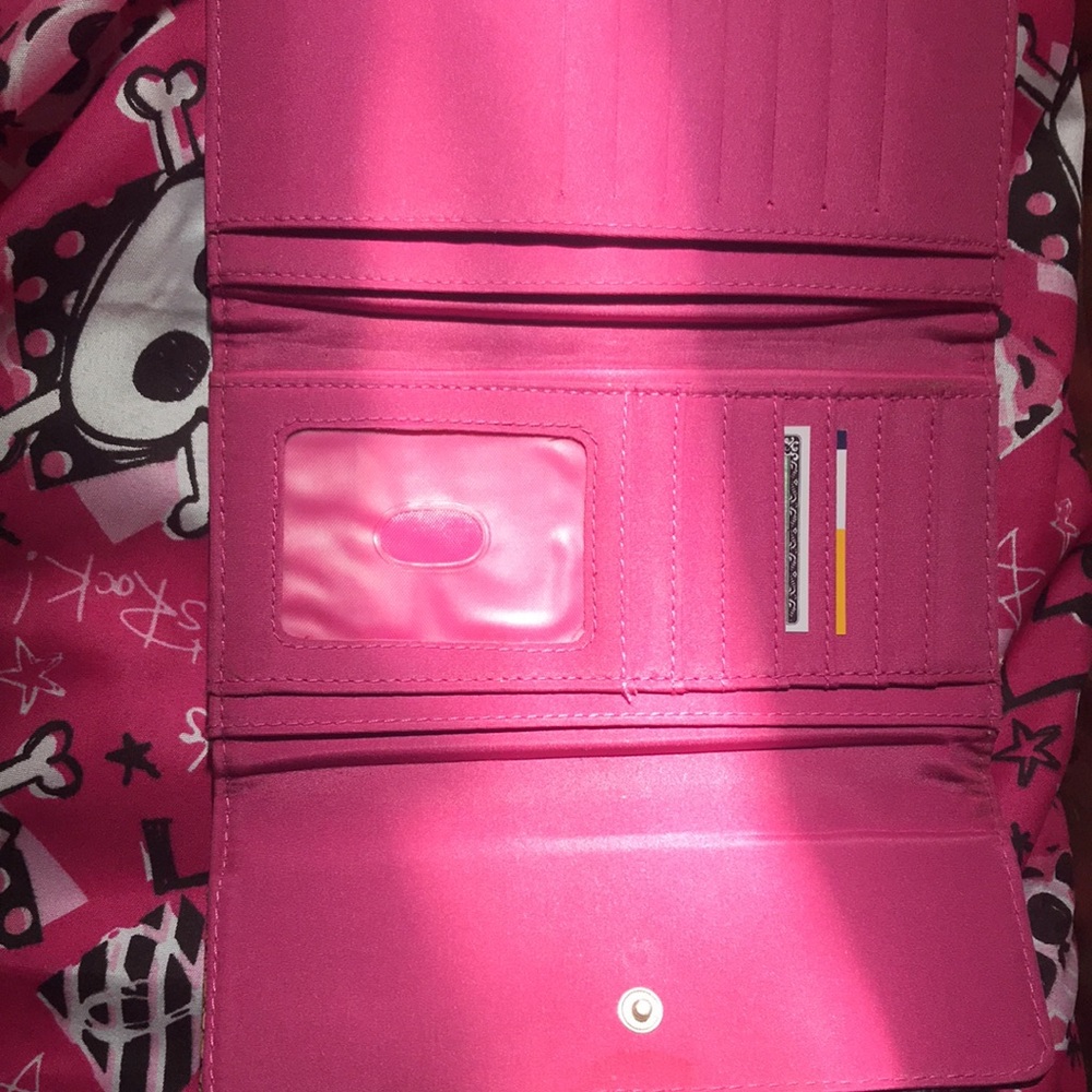 Wallet - Picture 3 of 5